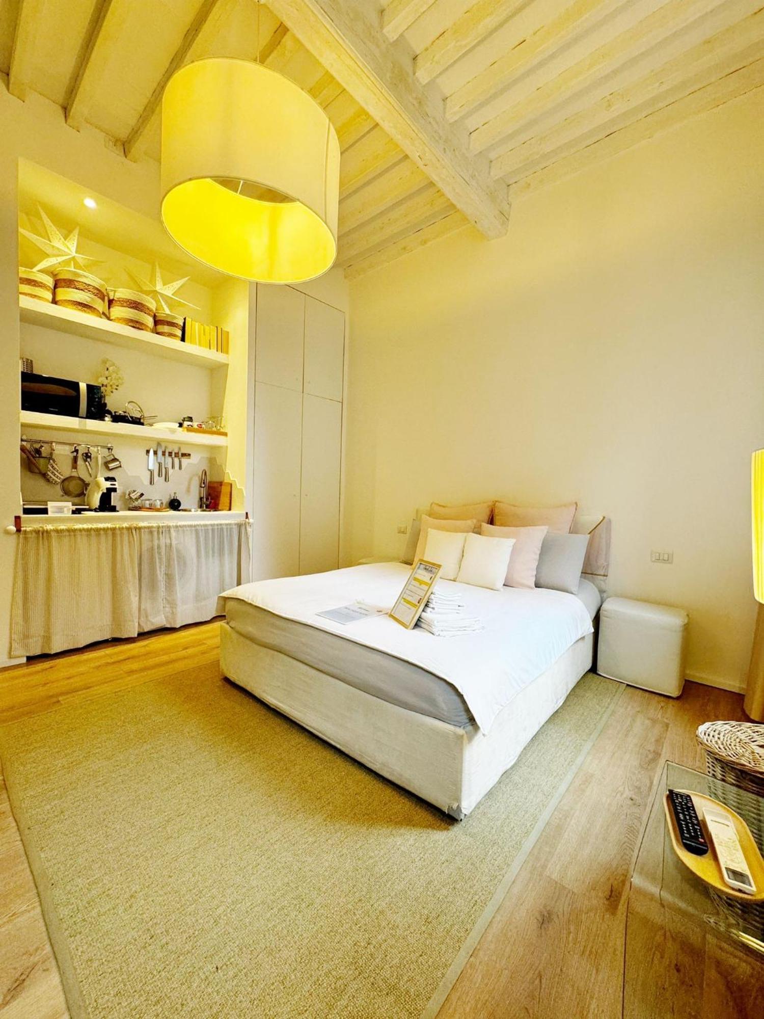 Boutique Room - Centro Storico 20 Min Da Firenze Empoli Ngoại thất bức ảnh